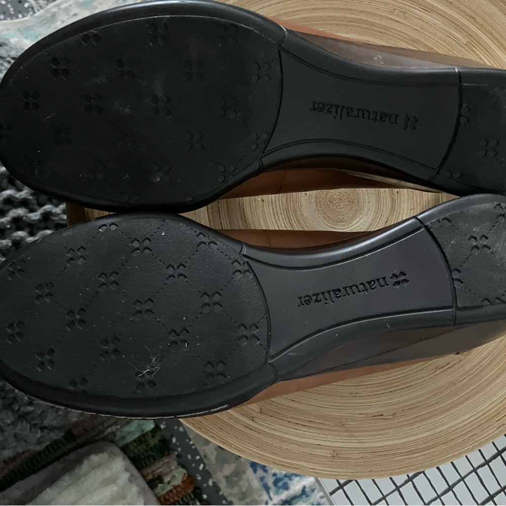 Naturalizer Tan Loafers - Picture 4 of 5